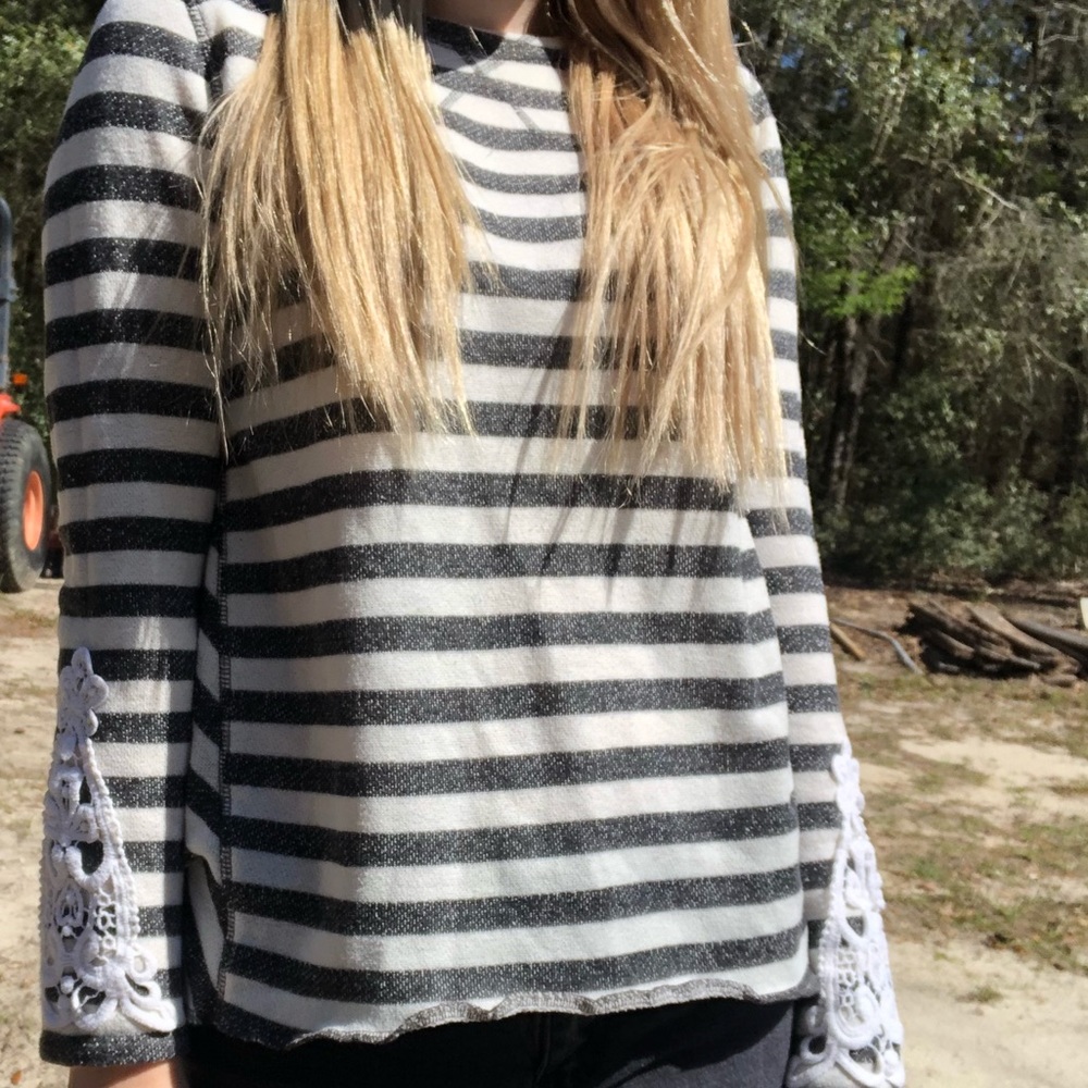 Gorgeous long sleeved top